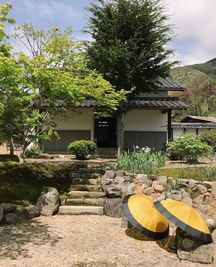 旅館 土と糸 麻績村レンタル古民家の室内の写真
