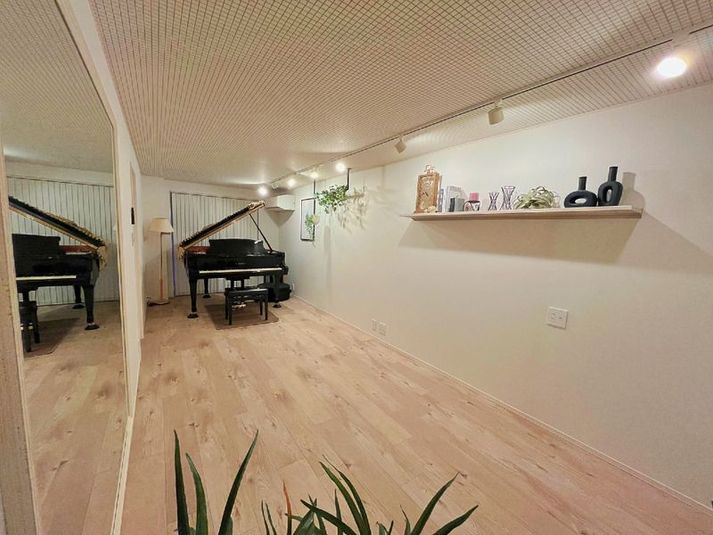 Natsuon Studio -グランドピアノのあるスタジオ- - Natsuon Studio