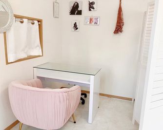 NEW🎉》【渋谷駅徒歩3分】エリアで希少なネイル専用レンタルサロン✨｜女性専用｜毎日スタッフ清掃｜ゴミ捨て無料｜見学受付中◎ - THE Same
