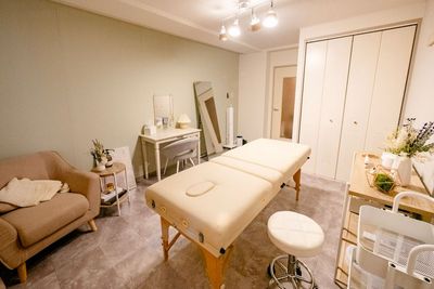 調光可能ライトです - レンタルサロンMINI自由が丘 完全個室のレンタルサロン-MINI（ミニ）自由が丘の室内の写真