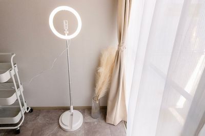 施術後にリングライトで撮影できます - レンタルサロンMINI自由が丘 完全個室のレンタルサロン-MINI（ミニ）自由が丘の室内の写真