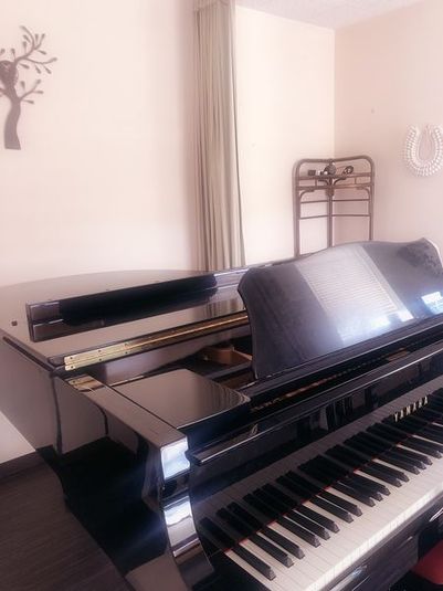 【定期利用】ピアノ常設部屋をお貸出し中。事務所、テレワークに最適 - OKピアノ練習室（OK　PIANO　STUDIO）