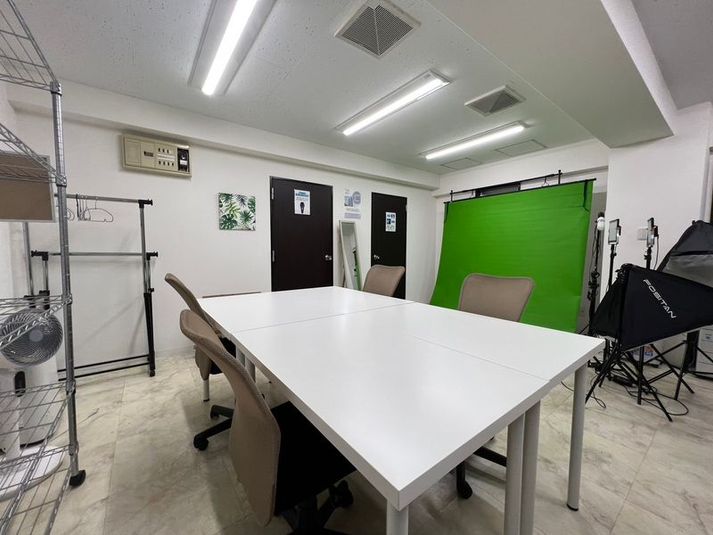★文房具無料＆コピー機完備★会議・作業・ボードゲームに最適！ - 新宿御苑駅チカ、設備充実の多目的レンタルスタジオUDN