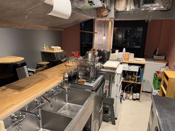 カフェ 奥路地 九州堂の室内の写真