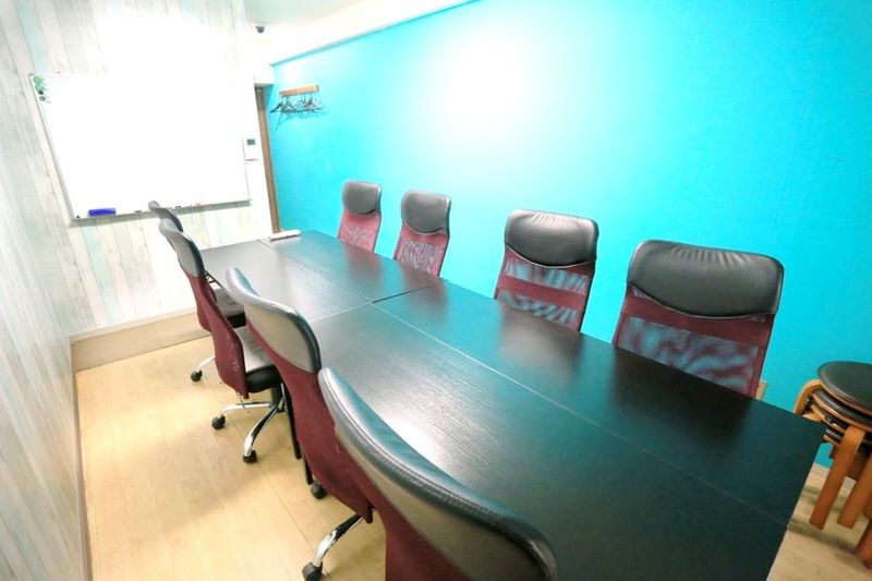 WiFi大型モニタホワイトボード - 【ベネチア】新宿貸し会議室