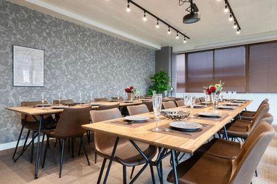 オシャレ空間で備品もバッチリ！ - Aivicスペース代々木の室内の写真