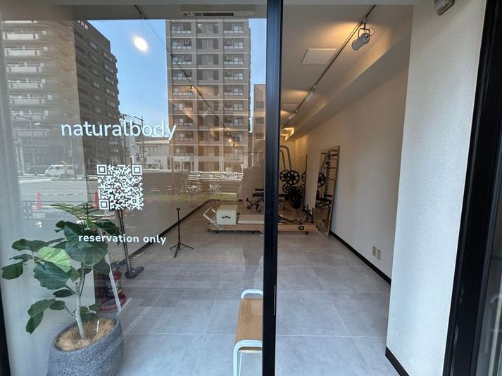 マシンピラティスパーソナルトレーニング　naturalbody - パーソナルジムReBody 