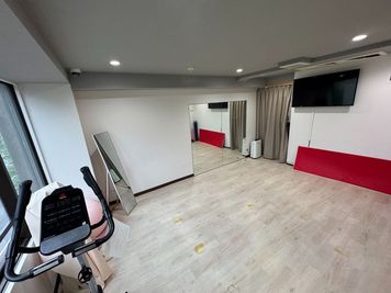 Island Japan 格安！レンタルスタジオ　　一人1ドリンクオーダー必須の室内の写真