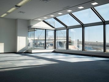 <芝浦ふ頭駅徒歩3分 l 最大50名>セミナー🎤懇親会🌸ヨガ🧘に最適！レインボーブリッジを目の前にした貸切スペース - いいオフィス芝浦byヨコソーレインボータワー