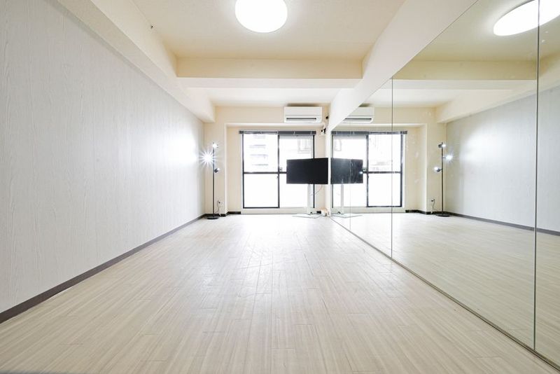 SMILEスタジオ　栄駅前 - SMILEスタジオ　栄店