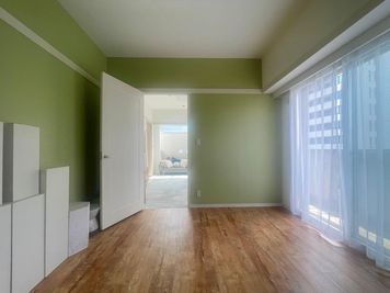 WhiteRoomとGreen Roomは繋がっています - YUSHIMA STUDIO 701 YUSHIMA STUDIO　|　自然光◎南向き撮影スタジオの室内の写真