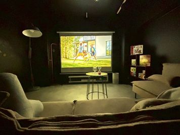 691_CINEMA大阪心斎橋の室内の写真