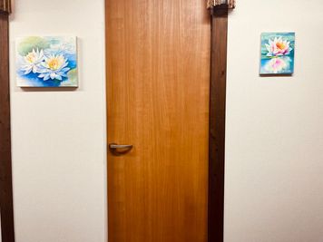 シェーン(旧マイサワーン) ヘッドスパスクールの室内の写真