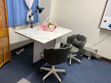 シェーン(旧マイサワーン) ヘッドスパスクールの室内の写真