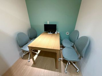 【元住吉駅1階にOPEN！30分300円キャンペーン実施中】机、モニターのあるお部屋/wifi・電源完備/会議・勉強に - ルービー元住吉