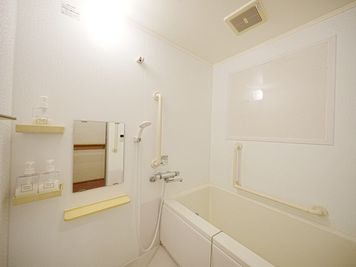 Makoto古民家ー若宮苑 【築100年・文化財級の古民家】日本庭園を楽しめる和風邸宅の室内の写真