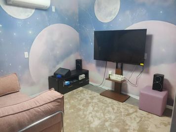 駅近徒歩4分 映画鑑賞 無料シャワー室 カラオケ設備 オシャレな部屋 飲食可能  - Asian Cabin Club 複合ネットカフェ施設