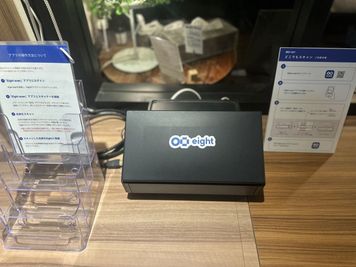 店内に名刺作成アプリ機がございます。 - BasisPoint 新橋銀座口店 【10名会議室RoomB】新橋銀座口エリアの設備の写真