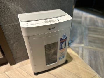 シュレッダーがあります。 - BasisPoint 名古屋店 【6名会議室RoomA】名古屋エリアの設備の写真