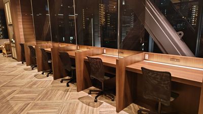 会議室外にはコワーキングスペースエリアがあります。※別途料金が発生します。 - BasisPoint 名古屋店 【6名会議室RoomA】名古屋エリアのその他の写真
