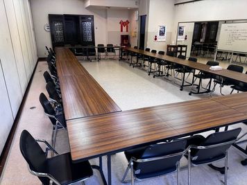 会議仕様 - 廣東會館倶樂部 １階　ホール・会議室の室内の写真