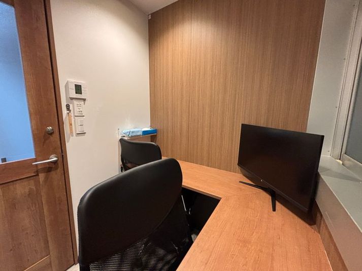 2名個室(ブース6) - いいオフィス新橋