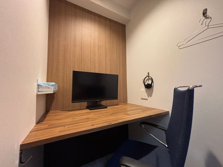 1名個室（ブース2） - いいオフィス新橋