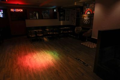 ロードショーの室内の写真