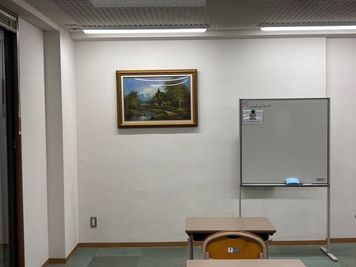 TSD音楽練習室　Freunde 一階　ホールの室内の写真