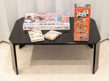 折りたたみテーブル
幅75×奥行50×高さ32cm - Cinema Neon Pod / シネマネオンポッド秋葉原 小川町駅・淡路町駅・新御茶ノ水駅すぐのプライベートシアタールームの設備の写真