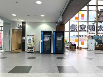 【テレキューブ】米子鬼太郎空港　視線と音を遮る、プライベートな集中環境。(274-02) - テレキューブ　米子鬼太郎空港