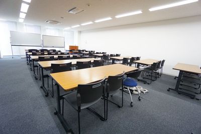 【レンタルスペース@刈谷】OPEN SALE⭐️刈谷駅徒歩3分🚃Wi-Fi📶マイク🎤プロジェクタ🎥会議/セミナー/説明会 - 【レンタルスペース＠刈谷】