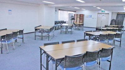研修用の島型レイアウト - SMG/ 四ツ橋・近商ビル ＳＭＧ貸し会議室/近商ビル6階A室(展示会・パーティー仕様)の室内の写真