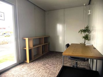 U-SPACE　大和高田池尻店 Workの室内の写真