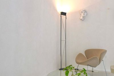 イタリア製LUMINAフロアライト。オプションより申し込みください。 - HOUSE124 個人さまご利用限定です。撮影、パーティー(キッチン有)、など。の設備の写真