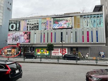 職安通りに面しています！ - K-Stage O! 【新大久保】キッチンカー可！ポップアップスペース【新宿】の外観の写真