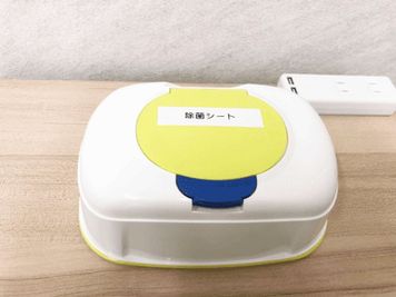 除菌シート - レンタルスタジオRooms 【Dスタジオ】YAMAHA木製鍵盤電子ピアノスタジオの設備の写真