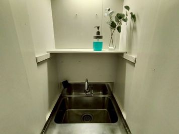 シンク - ＦｉＫＡＲＯＯＭＳ金山ハイホーム FiKAROOMS 金山ハイホームの設備の写真