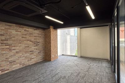 シブニテラス6Fの室内の写真