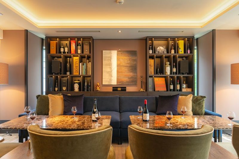 702_AoyamaWineBase/LIVING - 702_AoyamaWineBase/LIVING