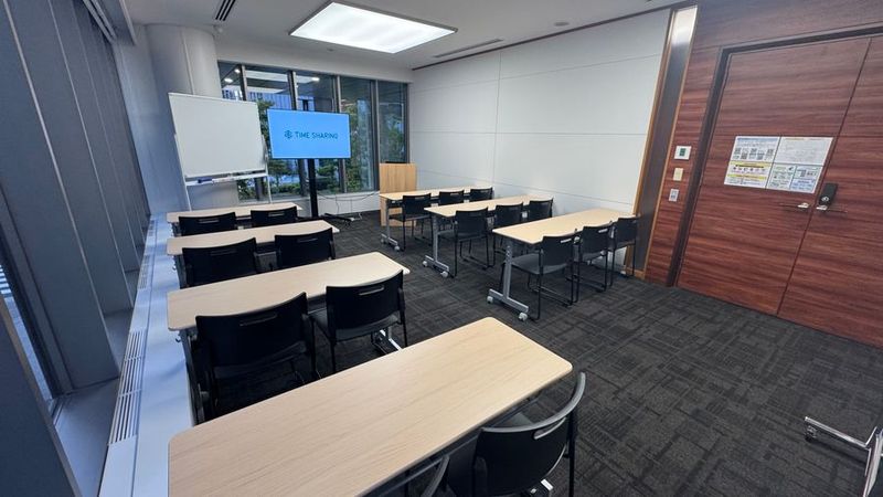 Room.1 - TIME SHARING TSHG淀屋橋ビル 2F