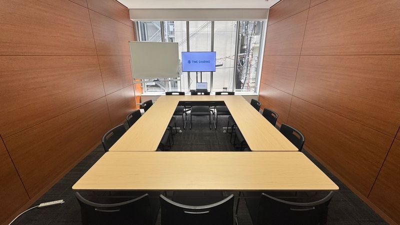 Room.6 - TIME SHARING TSHG淀屋橋ビル 2F