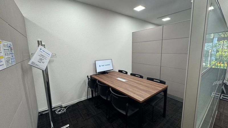 Booth.B - TIME SHARING TSHG淀屋橋ビル 2F