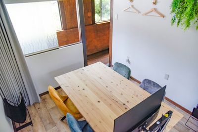 SOUNE COWORKING（ソウネコワーキング） 貸し会議室Aの室内の写真