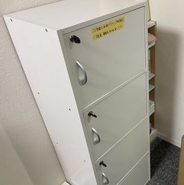 鍵付きロッカーございます - 【地域最安】自習室・ワーキングスペース『ライオン』の設備の写真