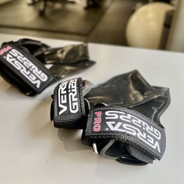 UtMost GYM浅草店　トレーニンググローブ - UtMost GYM浅草店 UtMost GYM（アットモストジム）浅草店の設備の写真