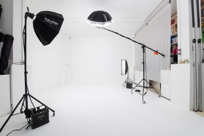 白ホリ(約5m×5m) - ソマリエスタジオ　 レンタルスタジオ　撮影スタジオの室内の写真