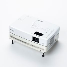 プロジェクター(¥3,300) - ソマリエスタジオ　 レンタルスタジオ　撮影スタジオの設備の写真