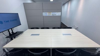 【対面形式で8名着席可能です！】 - TIME SHARING TSHG淀屋橋ビル 2F Room.Cの室内の写真