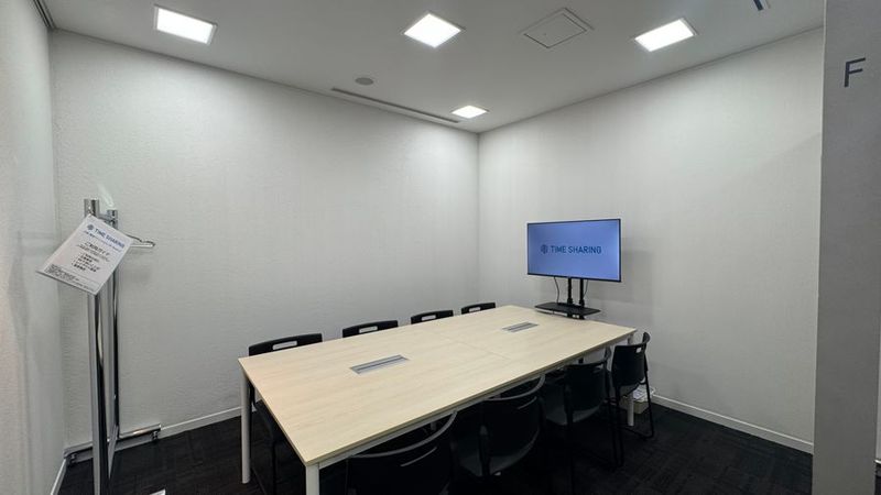 Booth.F - TIME SHARING TSHG淀屋橋ビル 2F